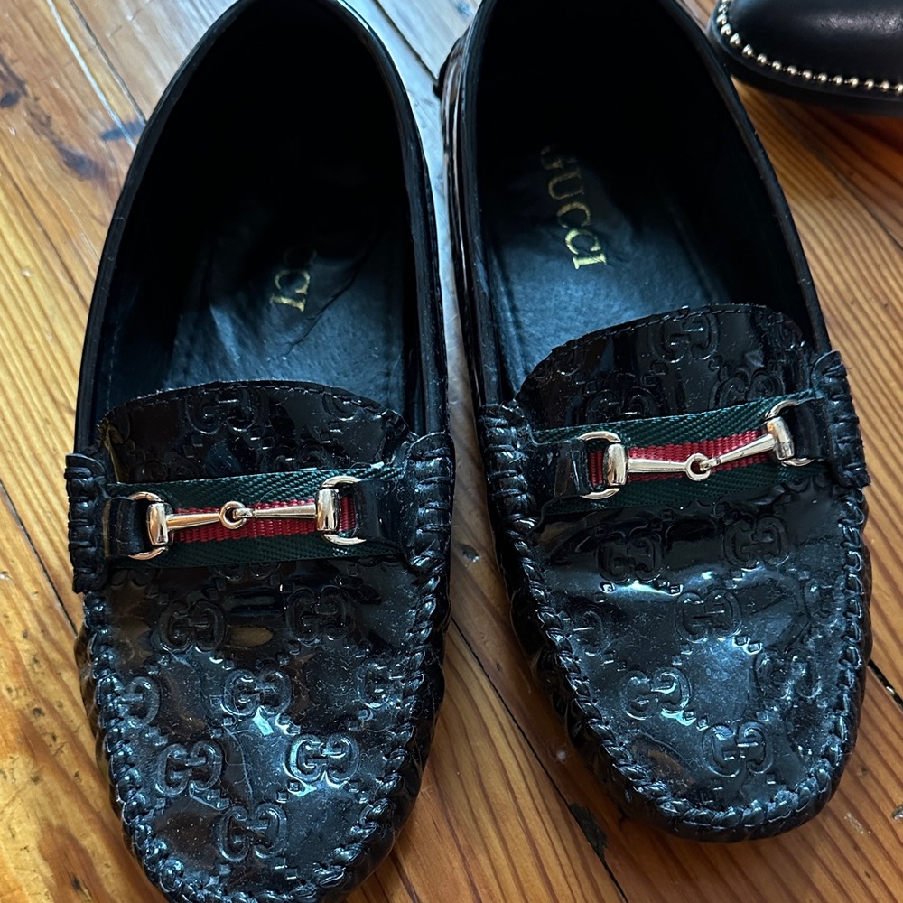 Gucci Black Patent Leather Loafers with Signature Web Detail